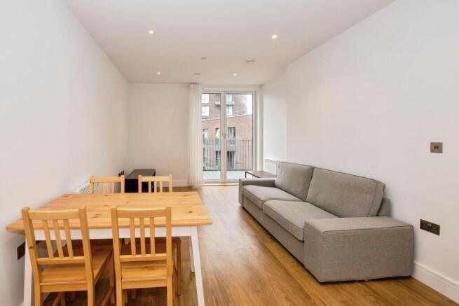 WhatsApp Image 2025-09-02 at 16.06.25 (1).jpeg