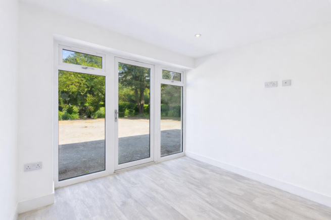 2 bed Detached for sale Image 5