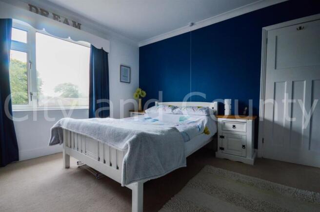 bed 2 (2).