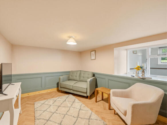 4 bed Detached for sale Image 9