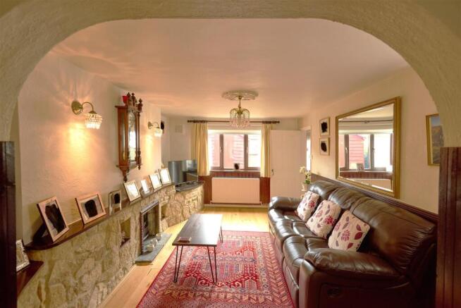 Living Room.jpg