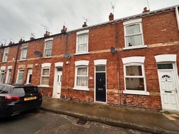 2 bed Terraced to rent Image 7