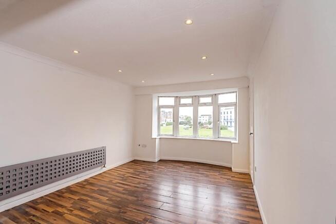 Lounge / Kitchen