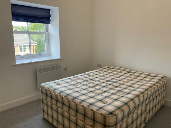 Bedroom 2.jpg