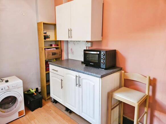 Utility/Breakfast Room