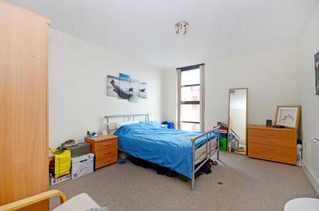 2 bed Flat to rent Image 7