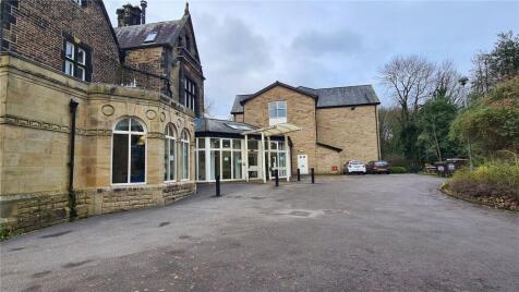 Charlestown Road, Glossop, Derbyshire, SK13