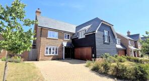 5, Town Wood Close, Lindfield RH16 2GQ