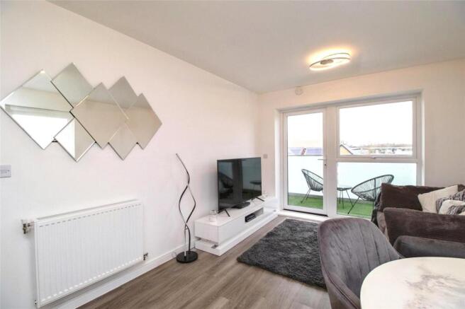 Lounge/Kitchen Area