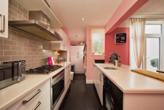 14 Stallcourt Av. 0278.jpg