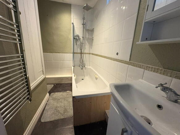 2 bed Terraced for sale Image 9