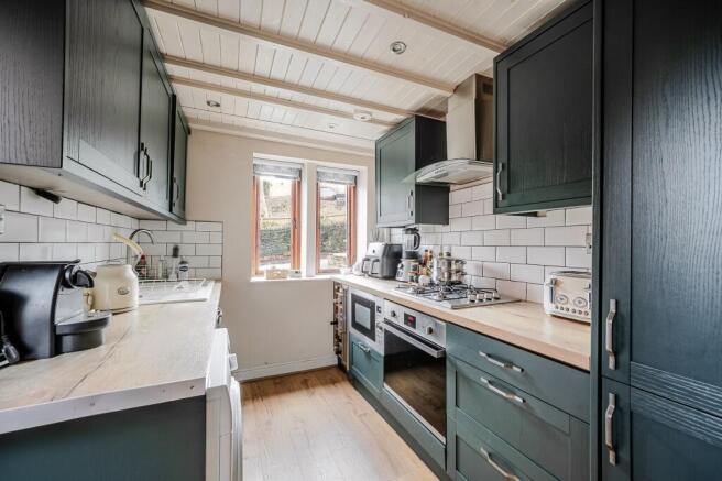 2 bed Cottage for sale Image 10