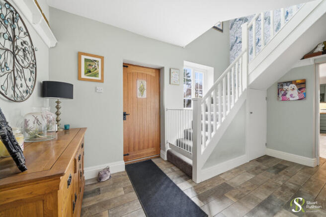 Dutton Lodge Farm...