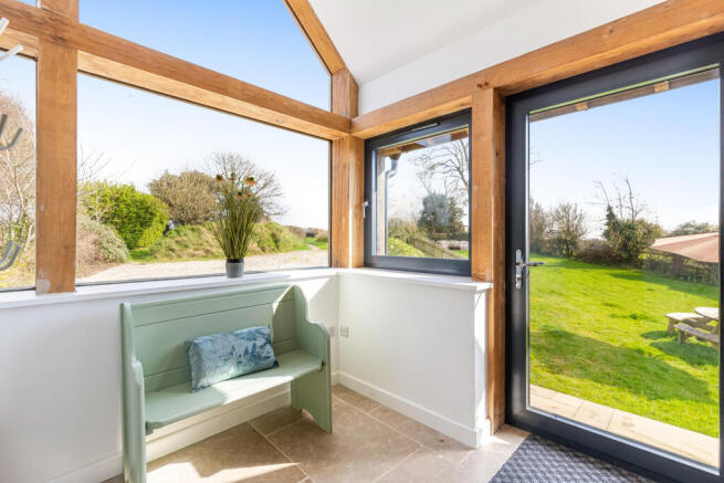 A12 - 5 Keaton Barns Holbeton - 260303