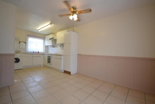 Kitchen / Dining Roo