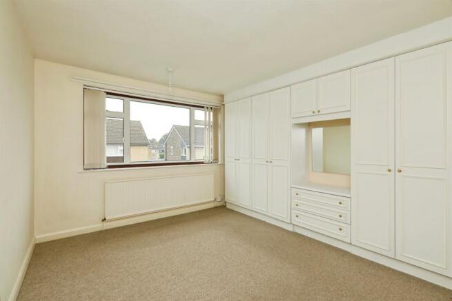 3 bed Semi-Detached for sale Image 10