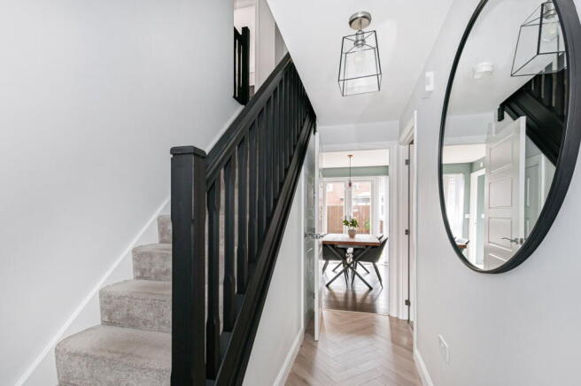 4 bed Detached for sale Image 10