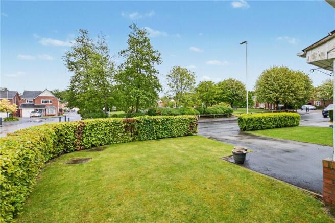 4 bed Detached for sale Image 11