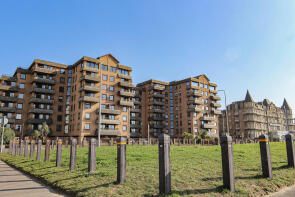 401, Carlton Mansions South, Beach Road, Weston-super-mare BS23 1SW
