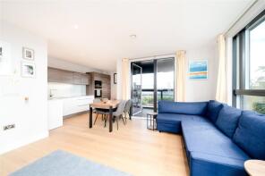 Apartment 3, 13, Gladstone Terrace, London SW8 4DH