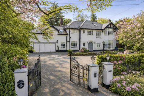Park Road, Hale