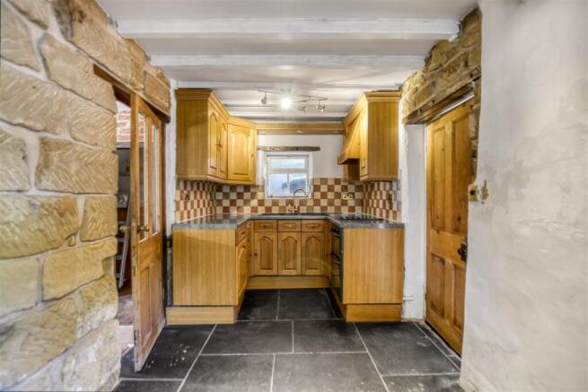 3 bed Detached for sale Image 5