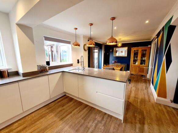 Kitchen and Di...