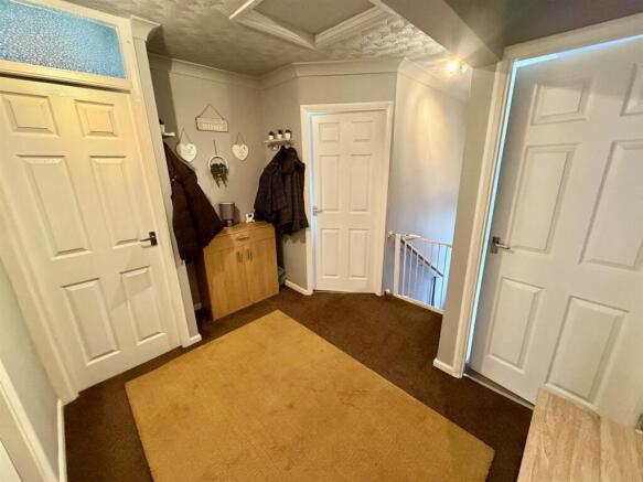 2 bed Apartment for sale Image 12