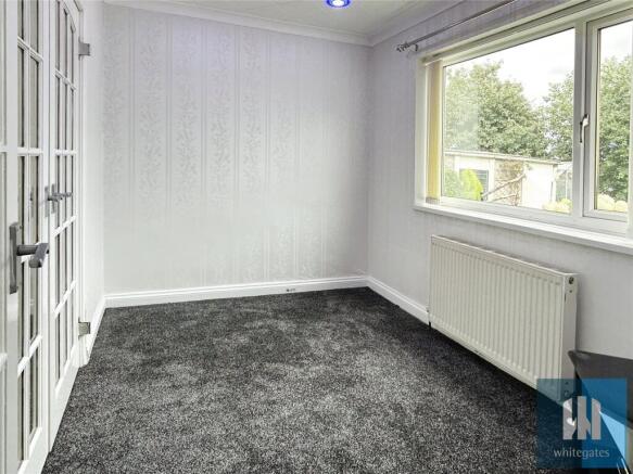3 bed Semi-Detached to rent Image 9