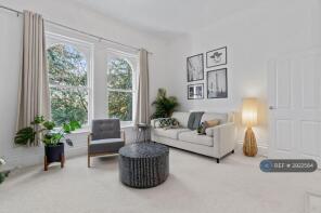 Flat 1, 80 Hollingside, The Avenue, Southampton SO17 1XJ
