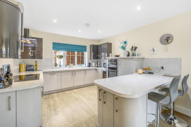 10 Tower Gardens (Sutterton)-21