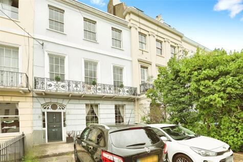 Berkeley Street, Cheltenham, Gloucestershire