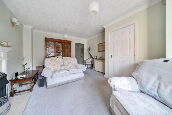 Living Room (2)