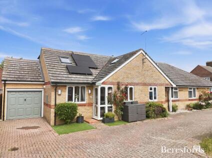 Stonehill Road, Roxwell, CM1