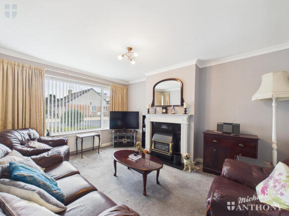 CAM03218G0-PR0926-STILL001