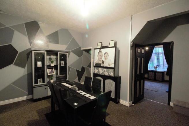 Dining Room (2).jpg
