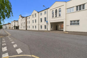 Apartment 5, Chapel Court, Windsor Street, Leamington Spa CV32 5ER