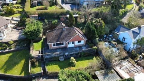 Crynallt, Cimla, Neath, Neath Port Talbot.