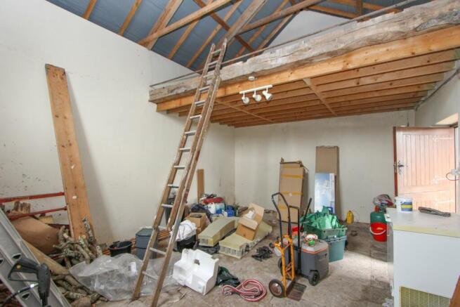 Photo 25