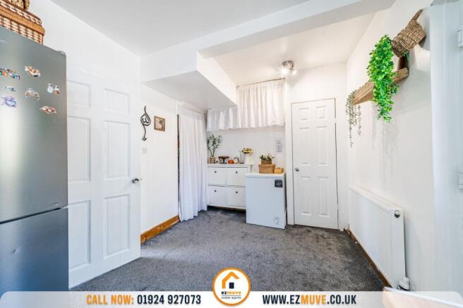 3 bed Terraced for sale Image 5