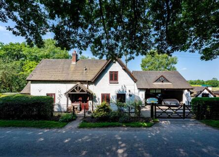 Sweet Turf Cottage & Former Boarding Kennels, Longnor Gorse, Penkridge, Stafford, ST19 5QL