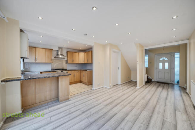 24aeb93c-bf8d-484...