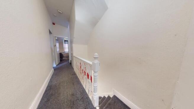 6 bed Terraced to rent Image 8