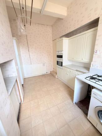 3 bed Terraced for sale Image 12