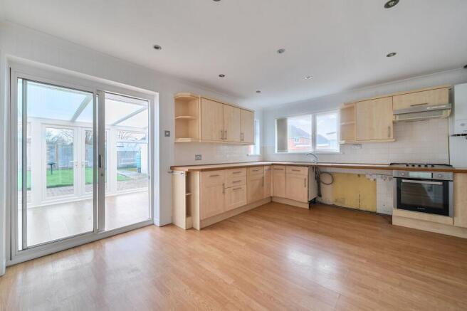 Kitchen/ Dining Room