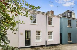3 Lamb Flag Cottage, Chapel Lane, Cheltenham GL50 2AR