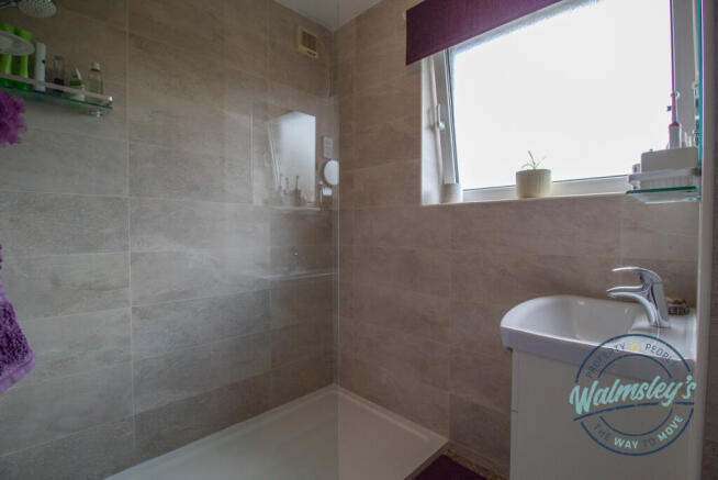 Family shower room