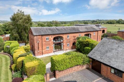 Tixall Court, Tixall, Stafford, Staffordshire, ST18