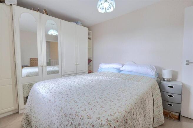 3 bed Terraced for sale Image 11