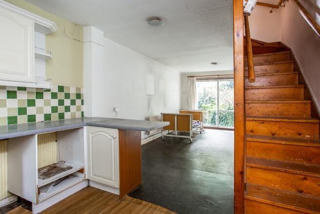 Kitchen-Living